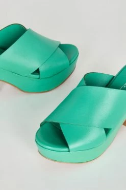 Intentionally Blank DAME HEELED PLATFORM Jade