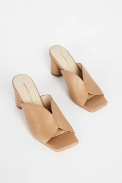 Intentionally Blank SHOES KAMIKA HEEL Clay