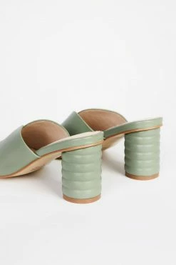 Intentionally Blank KAMIKA HEEL Sage