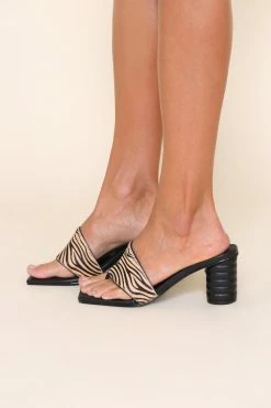 Intentionally Blank KRISTINA HEEL Beige Zebra 9 Intentionally Blank KRISTINA HEEL Beige Zebra