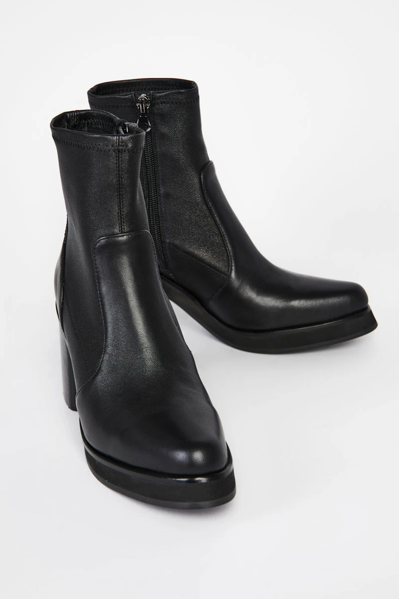 Intentionally Blank SHOES PICO HEEL BOOT Black 5 Intentionally Blank SHOES PICO HEEL BOOT Black