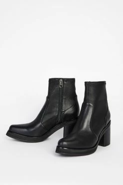 Intentionally Blank SHOES PICO HEEL BOOT Black