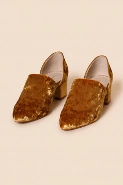 Intentionally Blank PERF-HI HEEL Gold Velvet