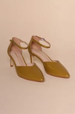Intentionally Blank SILENCE HEEL Mustard Patent SHOES
