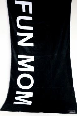 Intentionally Blank FUN MOM BEACH TOWEL LIFELIFE