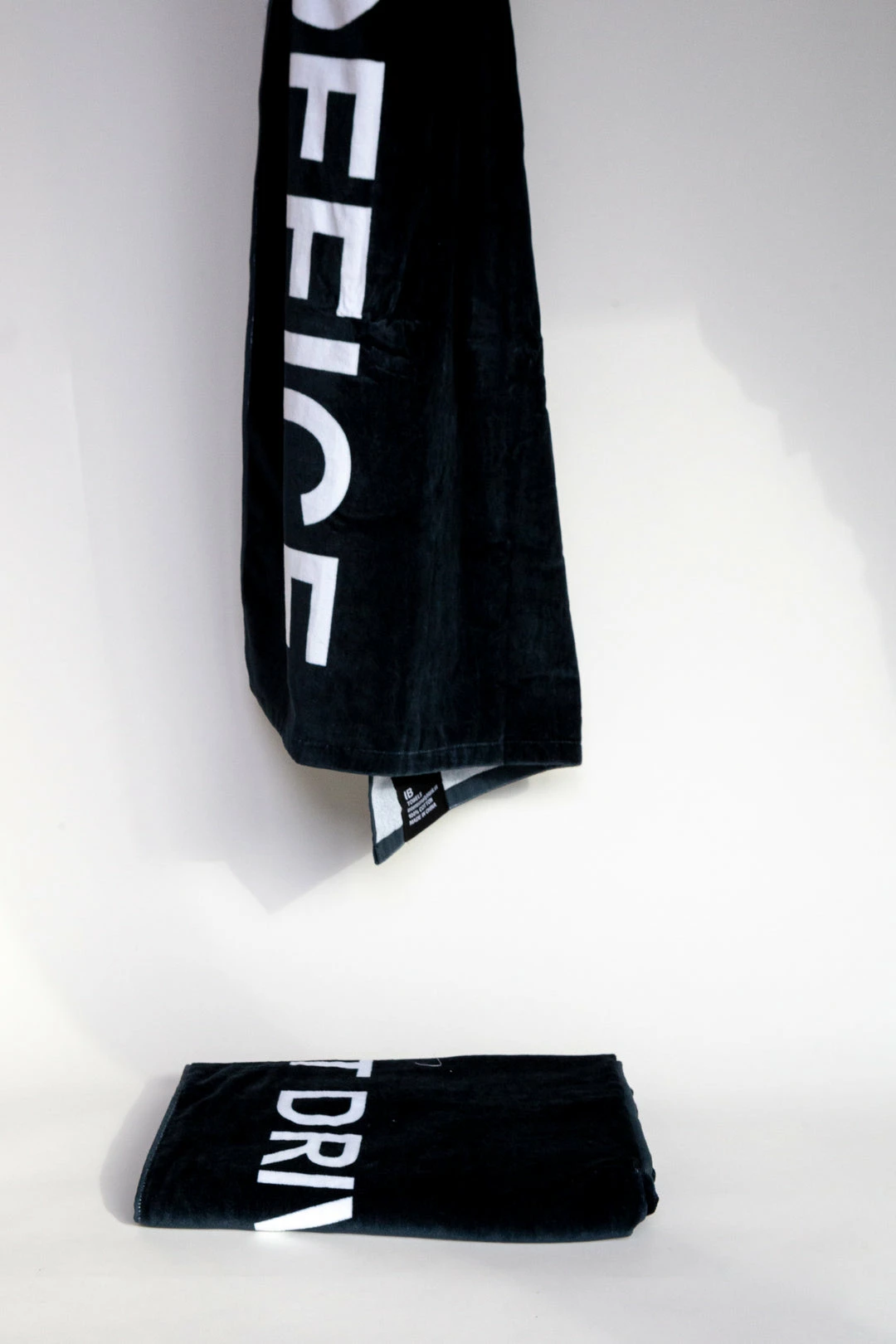 Intentionally Blank OUT OF OFFICE BEACH TOWEL 5 Intentionally Blank OUT OF OFFICE BEACH TOWEL