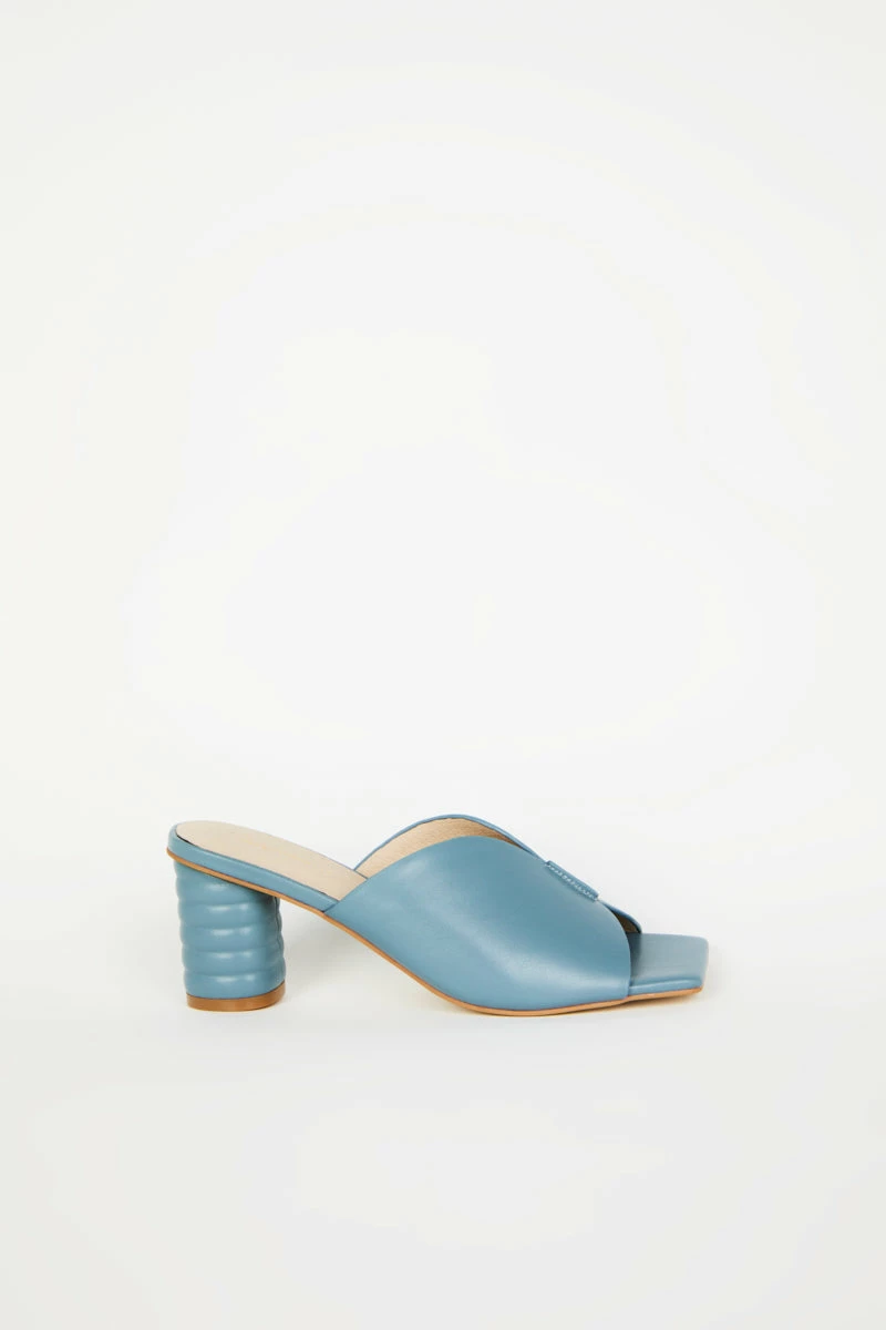 Intentionally Blank KAMIKA HEEL Blue SHOES 8 Intentionally Blank KAMIKA HEEL Blue SHOES
