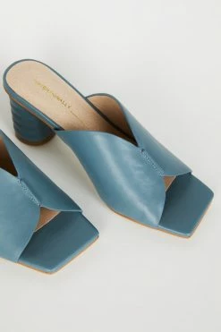 Intentionally Blank KAMIKA HEEL Blue SHOES 11 Intentionally Blank KAMIKA HEEL Blue SHOES