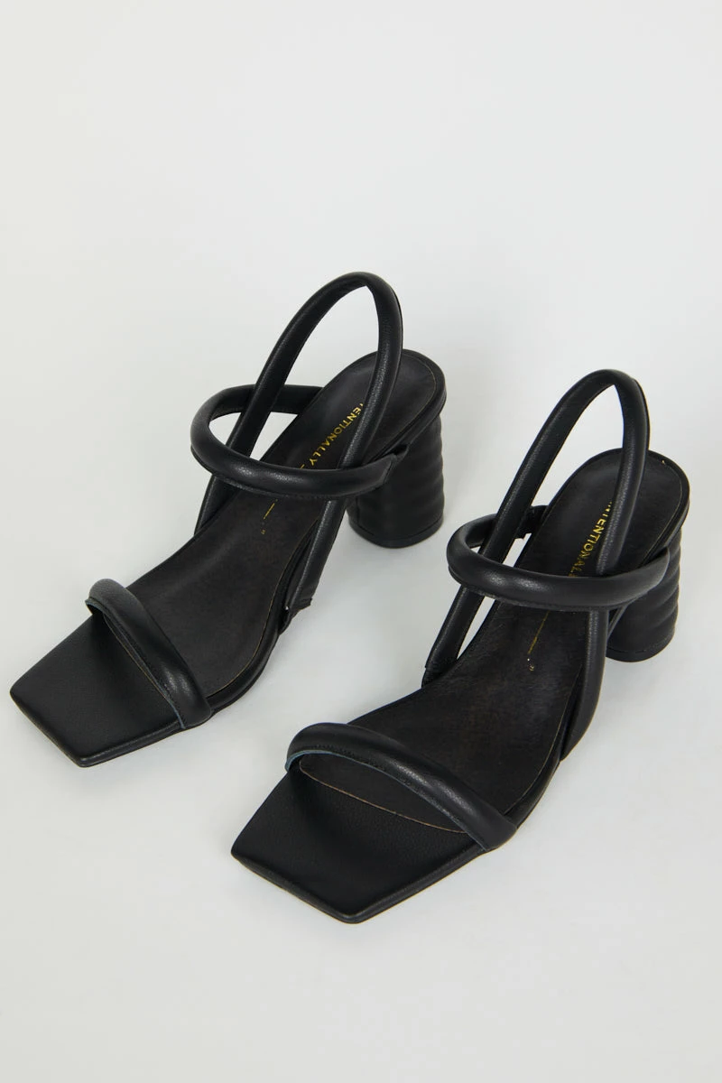 Intentionally Blank NEW SHOES KIFTON HEEL Black 3 Intentionally Blank NEW SHOES KIFTON HEEL Black
