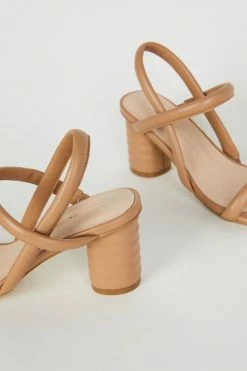 Intentionally Blank NEW SHOES KIFTON HEEL Clay