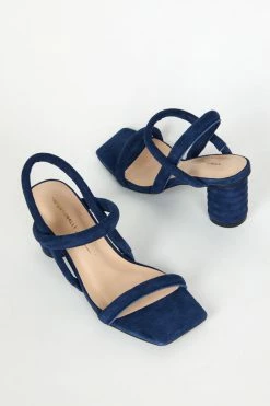 Intentionally Blank KIFTON HEEL Navy