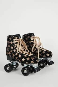 Intentionally Blank IB ROLLER SKATES LUCKY STAR ROLLER SKATE Rose