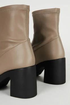 Intentionally Blank MARLOWE PLATFORM BOOT Fog Vegan SHOES