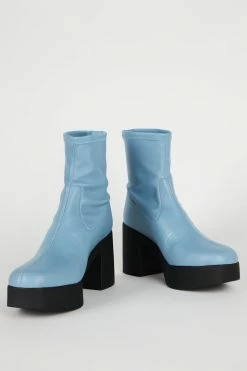 Intentionally Blank MARLOWE PLATFORM BOOT Sky Vegan
