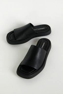 Intentionally Blank MONTY SANDAL Black NEW ARRIVALS 10 Intentionally Blank MONTY SANDAL Black NEW ARRIVALS