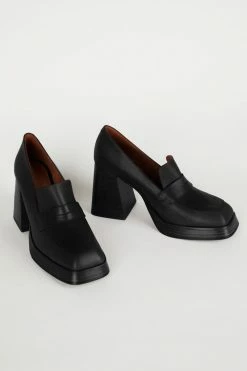 Intentionally Blank SHOES MOORE OXFORD HEEL Black