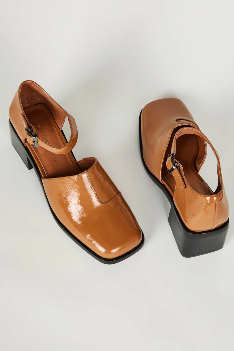 Intentionally Blank MARTY MARY JANE Canyon NEW ARRIVALS 4 Intentionally Blank MARTY MARY JANE Canyon NEW ARRIVALS