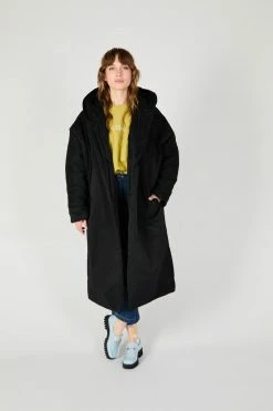 Intentionally Blank MARVEL PUFFER BLACK