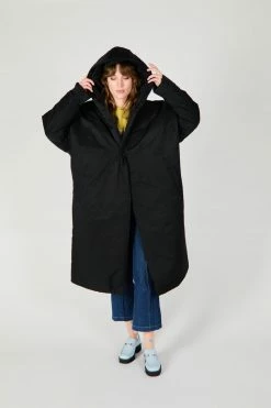 Intentionally Blank MARVEL PUFFER BLACK 10 Intentionally Blank MARVEL PUFFER BLACK