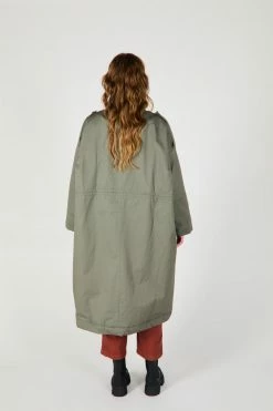 Intentionally Blank GARMENTS MON TRENCH KHAKI