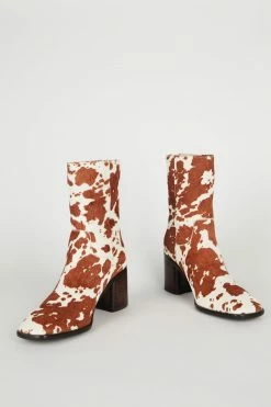 Intentionally Blank PG BOOT Moo Brown SHOES