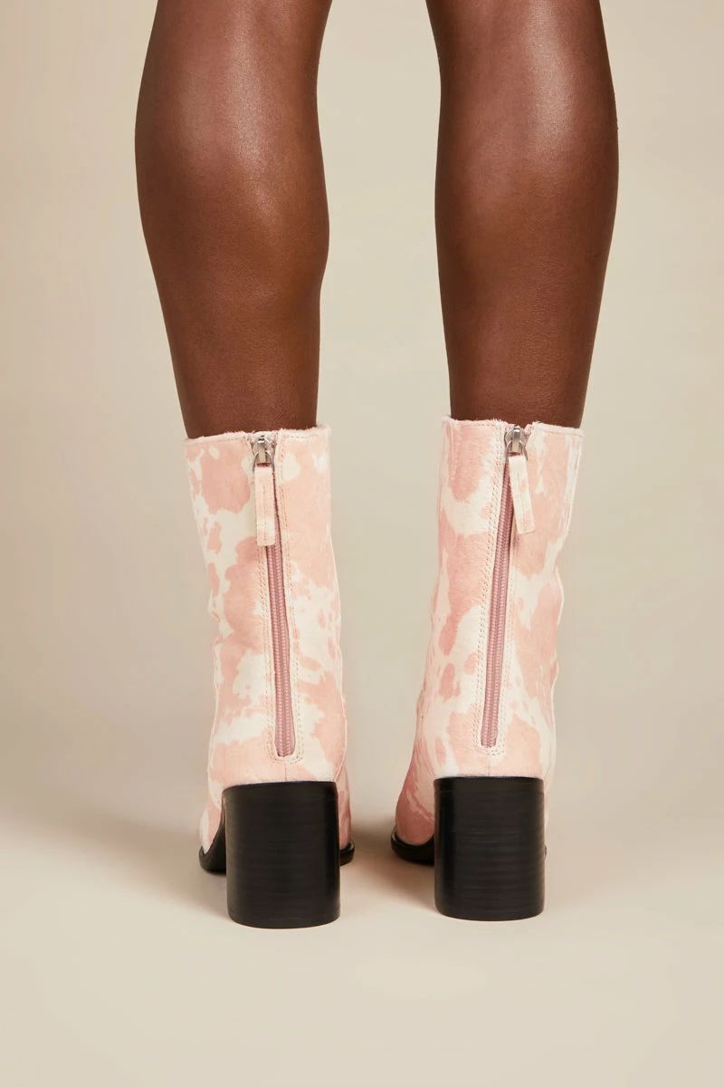 Intentionally Blank SHOES PG BOOT Moo Baby Pink 8 Intentionally Blank SHOES PG BOOT Moo Baby Pink