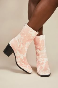 Intentionally Blank SHOES PG BOOT Moo Baby Pink