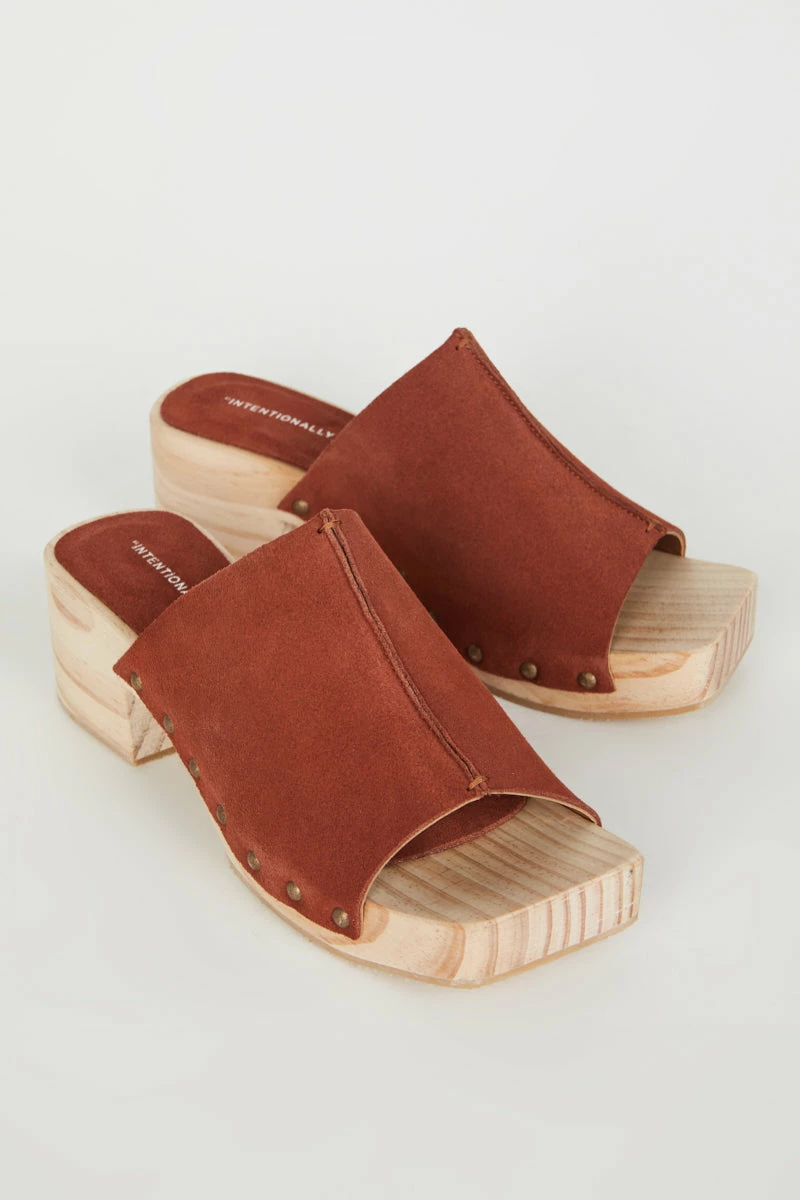 Intentionally Blank PS I LOVE YOU CLOG Chestnut 5 Intentionally Blank PS I LOVE YOU CLOG Chestnut