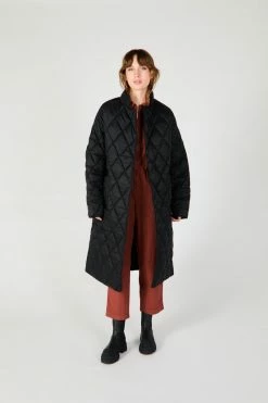 Intentionally Blank PLETE QUILTED COAT