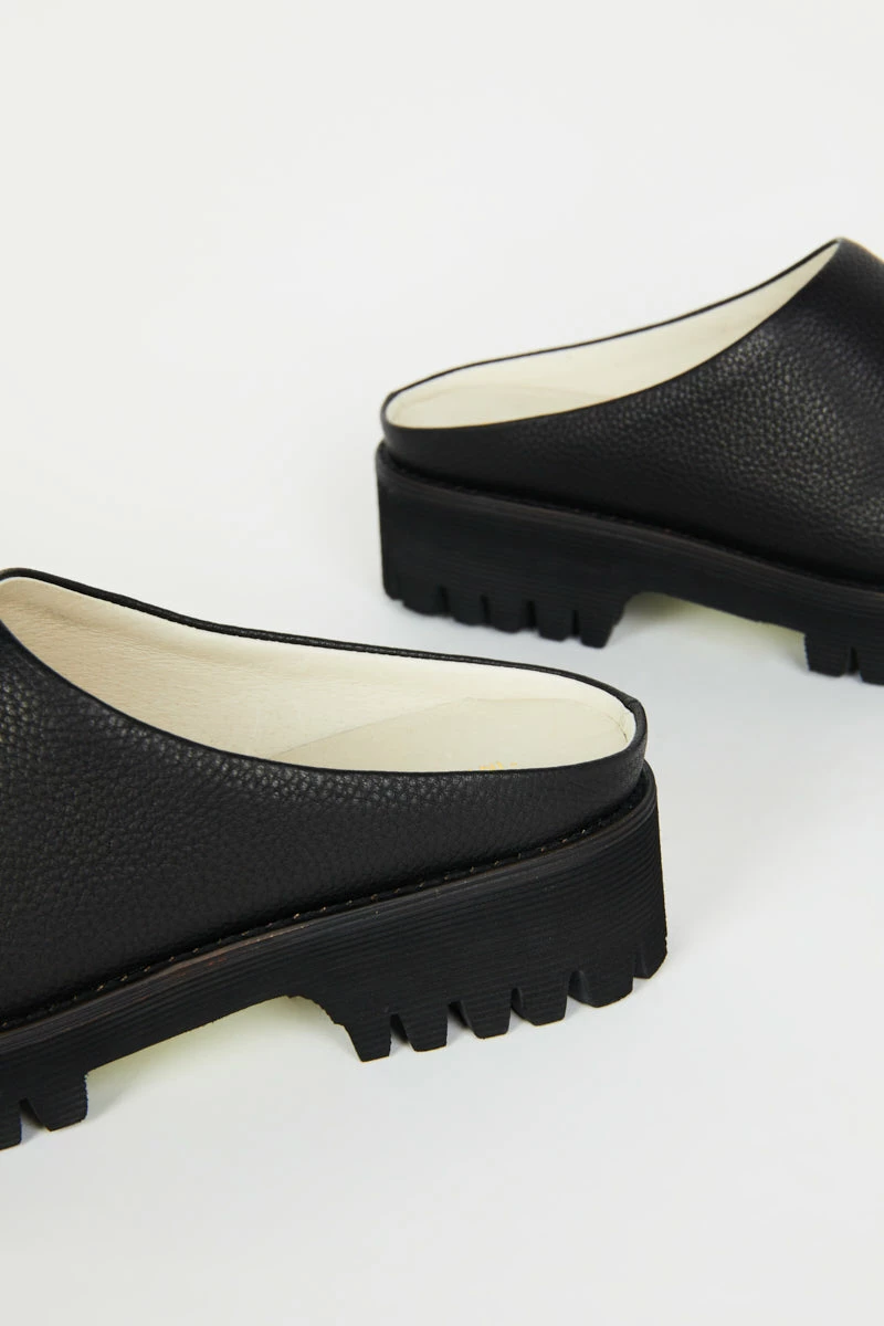 Intentionally Blank NEW SHOES RISE UP MULE Black 7 Intentionally Blank NEW SHOES RISE UP MULE Black