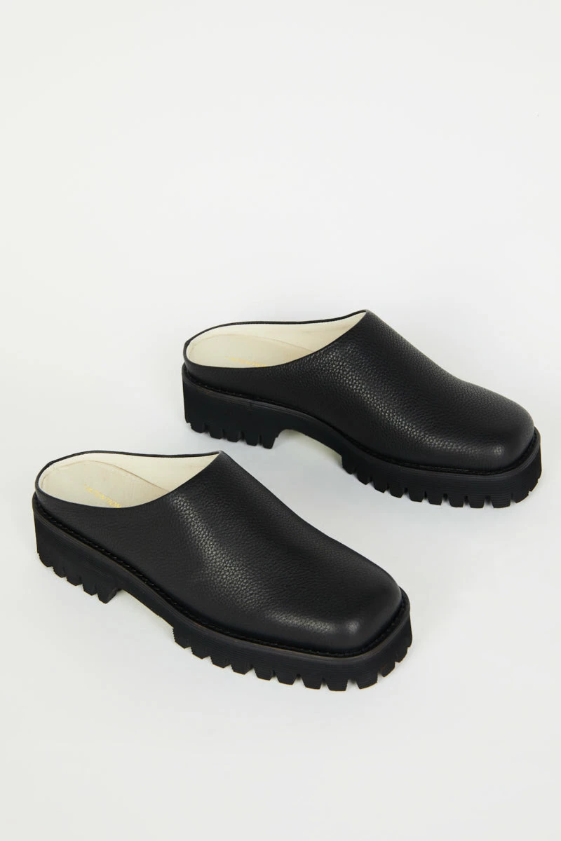 Intentionally Blank NEW SHOES RISE UP MULE Black 5 Intentionally Blank NEW SHOES RISE UP MULE Black