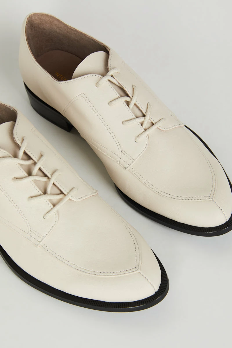 Intentionally Blank NEW SHOES SAINT OXFORD Cream 6 Intentionally Blank NEW SHOES SAINT OXFORD Cream