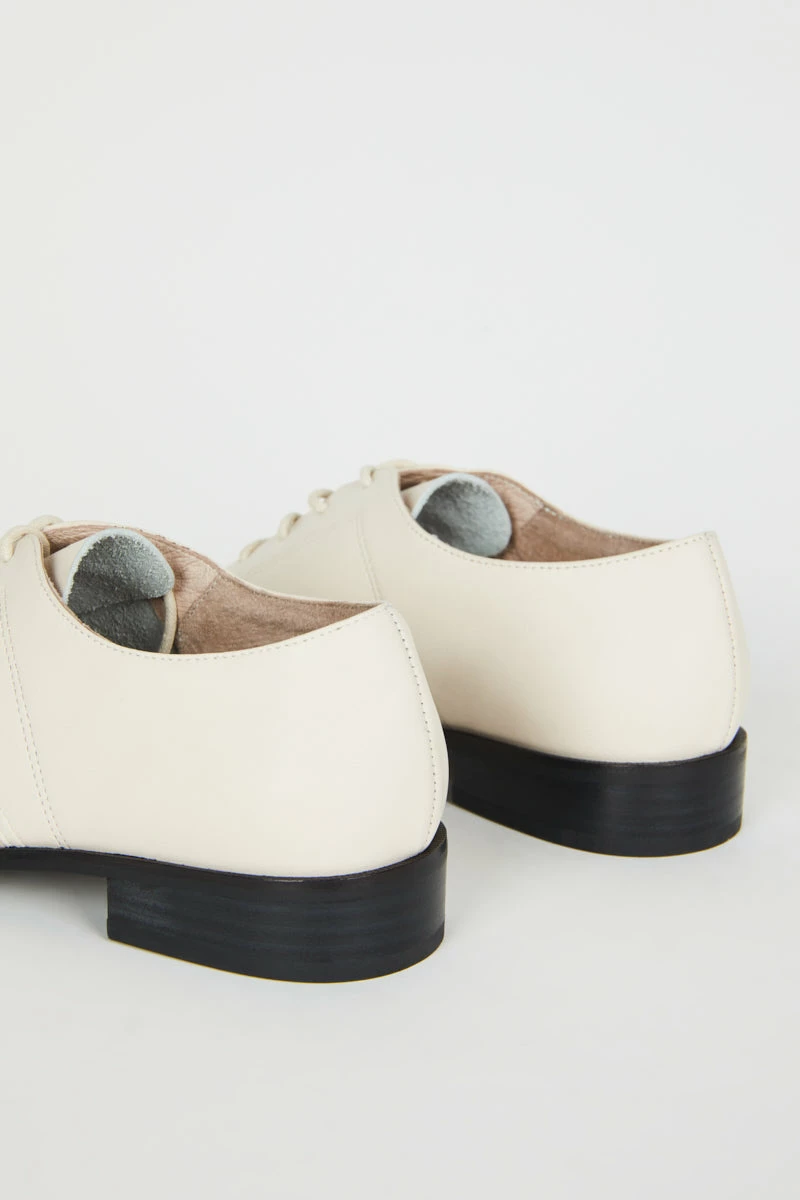 Intentionally Blank NEW SHOES SAINT OXFORD Cream 7 Intentionally Blank NEW SHOES SAINT OXFORD Cream