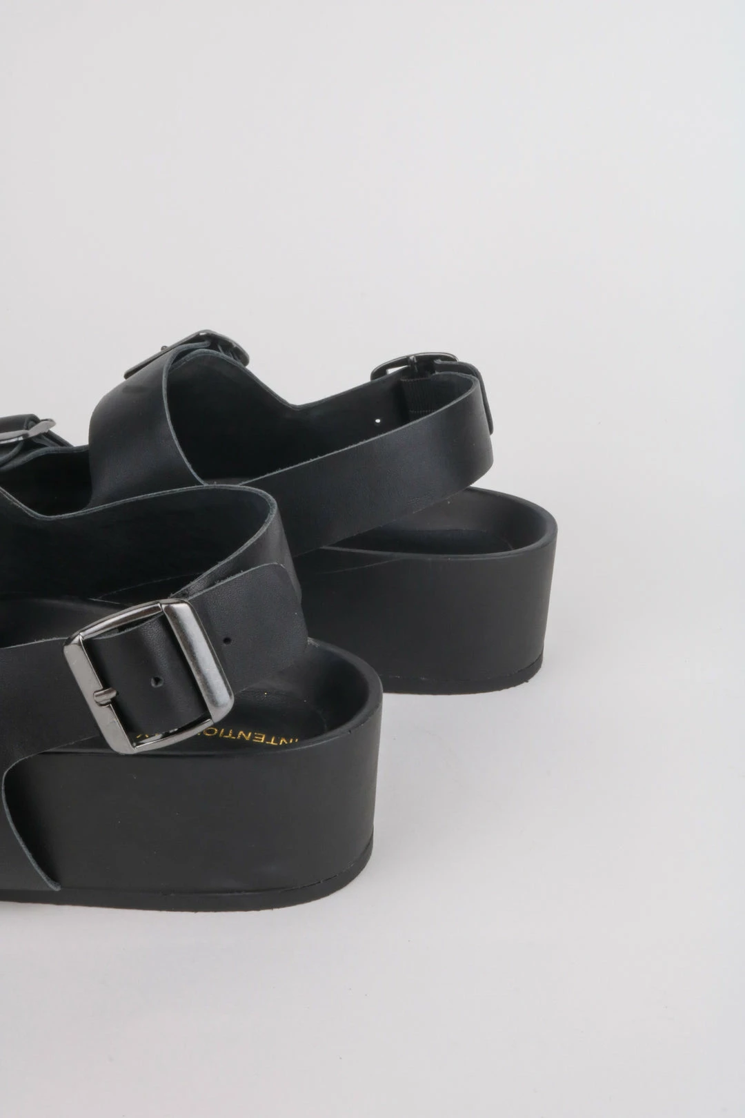 Intentionally Blank EXXY FLATFORM SANDAL Black 6 Intentionally Blank EXXY FLATFORM SANDAL Black