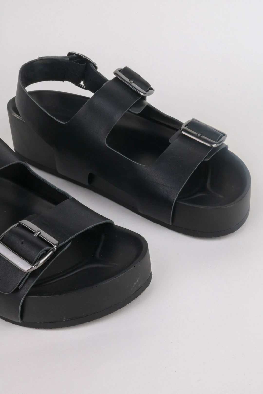 Intentionally Blank EXXY FLATFORM SANDAL Black 5 Intentionally Blank EXXY FLATFORM SANDAL Black