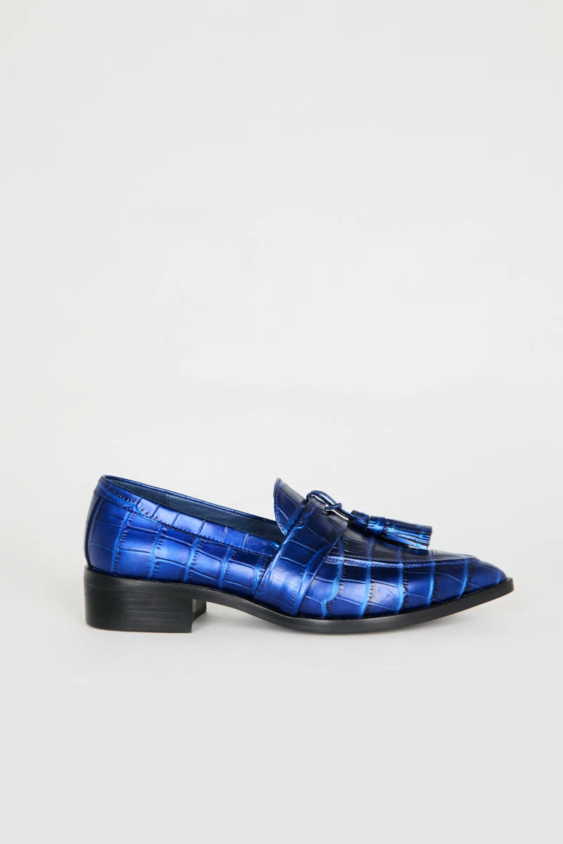 Intentionally Blank SHOES TRIM LOAFER Midnight 8 Intentionally Blank SHOES TRIM LOAFER Midnight