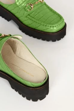 Intentionally Blank SHOES KOWLOON LOAFER MULE Apple