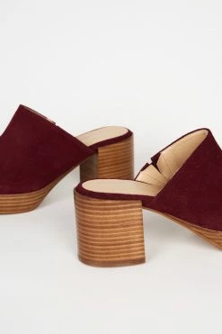 Intentionally Blank SHOES FACTS CLOG Raspberry