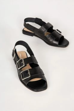 Intentionally Blank NEW ARRIVALS JIJI SANDAL Black