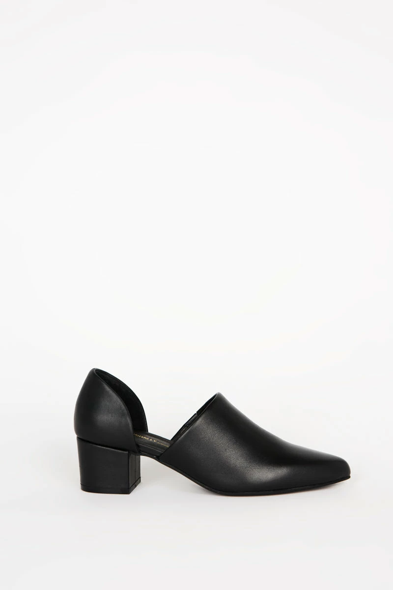 Intentionally Blank SHOES PERF-HI HEEL Black 7 Intentionally Blank SHOES PERF-HI HEEL Black
