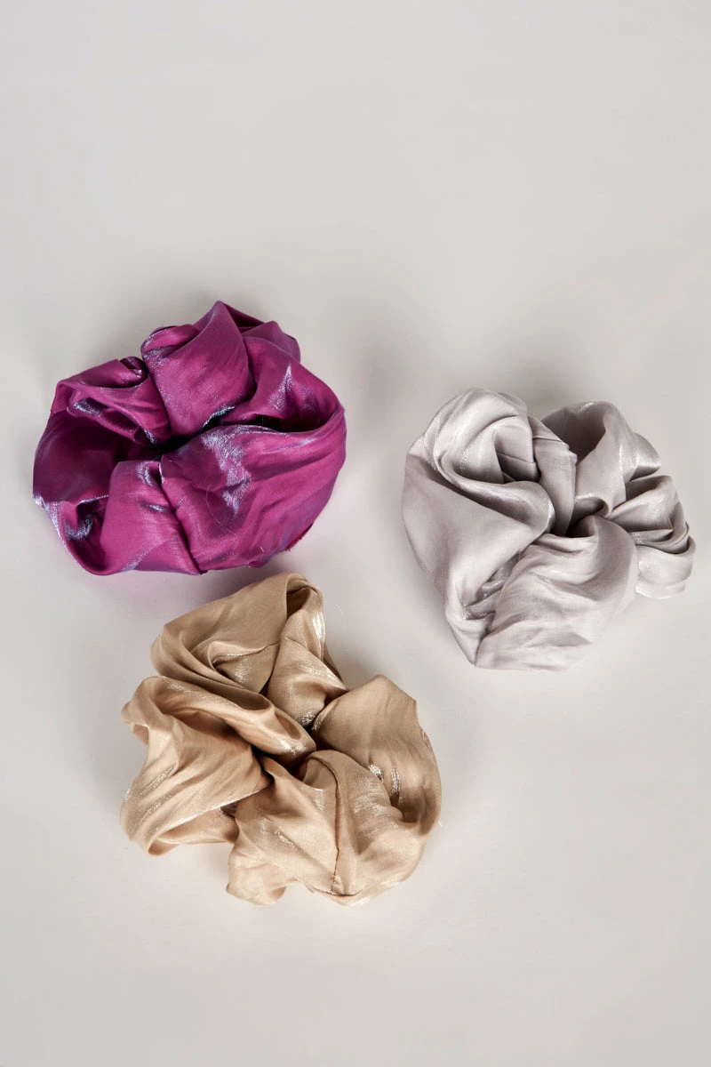 Intentionally Blank SCRUNCHIE TRIO ACCESSORIES 3 Intentionally Blank SCRUNCHIE TRIO ACCESSORIES