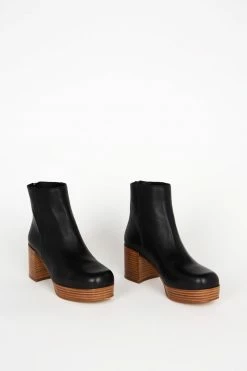 Intentionally Blank SPEED PLATFORM BOOT Black SHOES